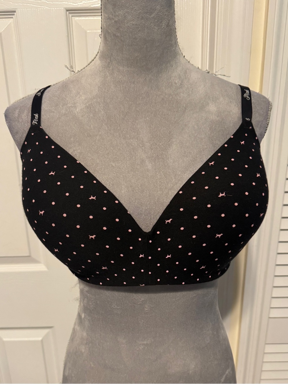 4/$20🎉VS Pink Wear Everywhere Wireless Lightly Lined Bra 38DD